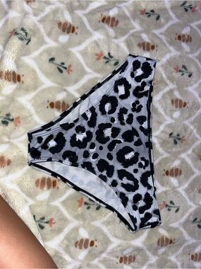Girls' Black and White Leopard Print Bikini Bottoms